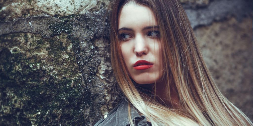 Whispers in the dark (Demo)